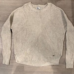 Hollister sweater